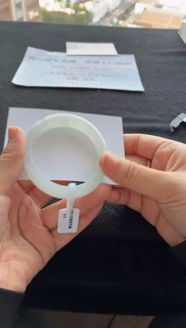 翡翠手镯未镶嵌买断价XW23017766