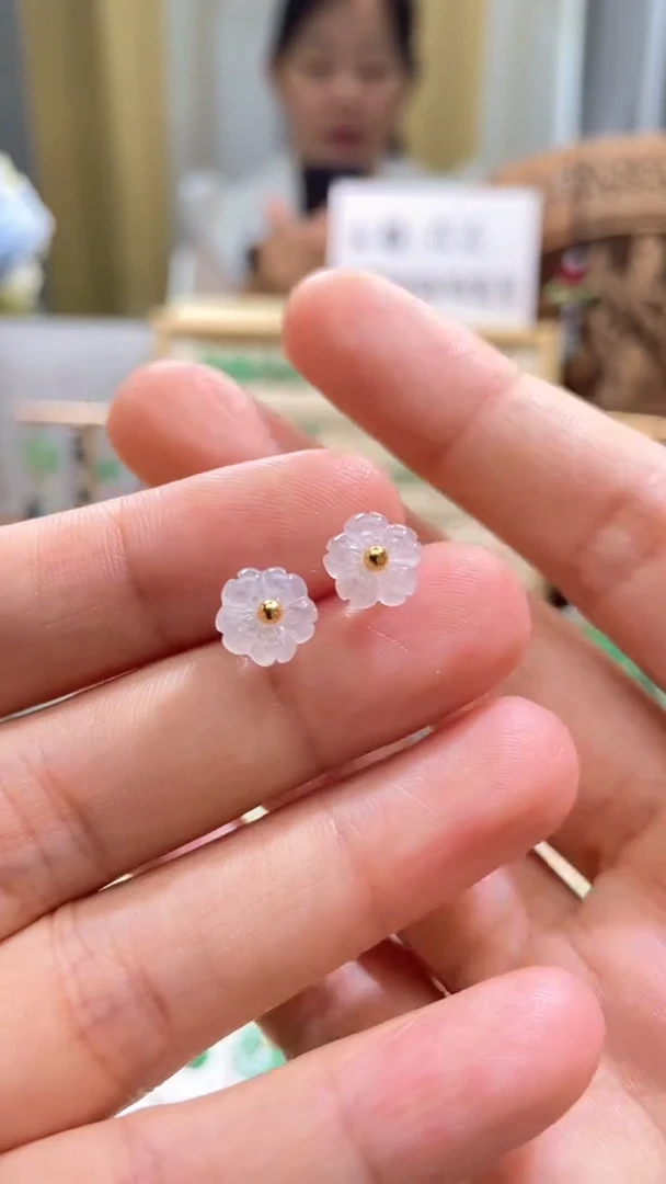 翡翠未镶嵌颈饰耳钉