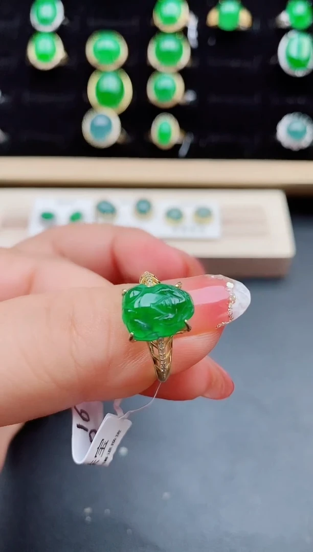 【闪购商品】翡翠戒指银S925镶嵌805800