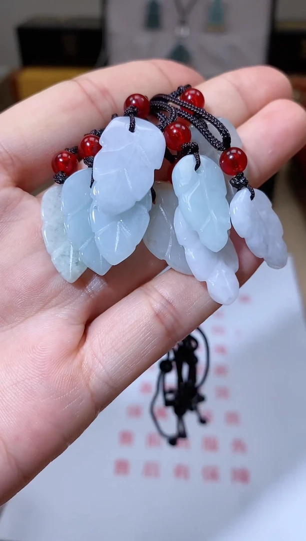 【闪购商品】翡翠颈饰未镶嵌天然A货翡翠（多样性发一）