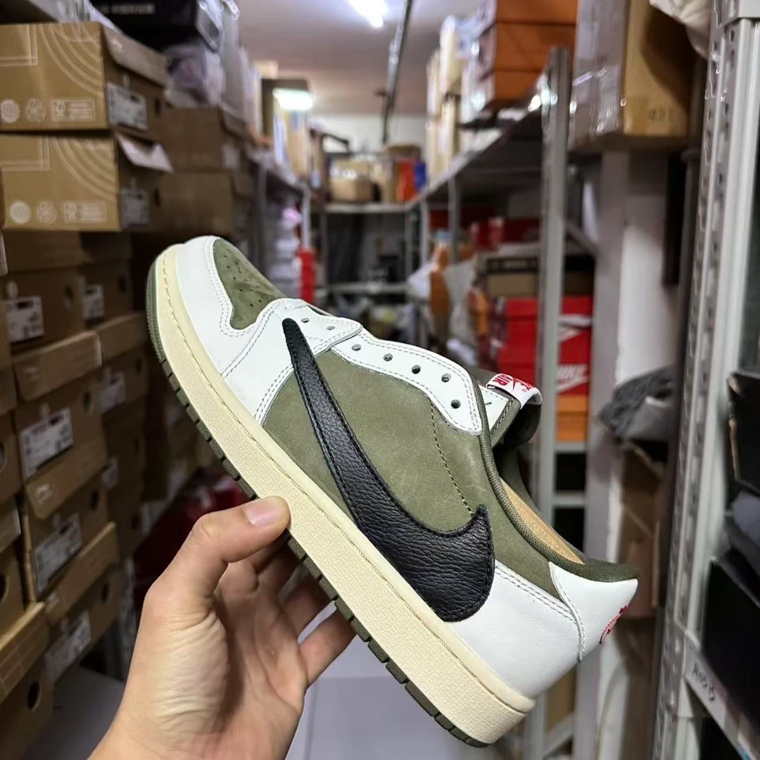 耐克断码捡漏下次清场甩卖！！！AJ1  空军一号。。。（直播专用）