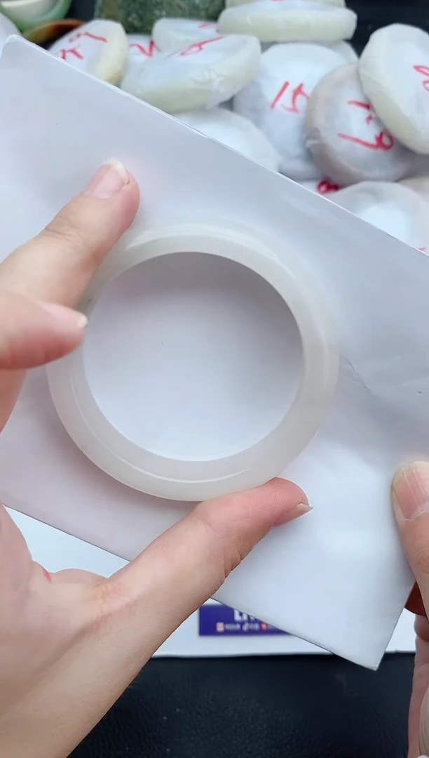 未镶嵌手镯石英质玉23+53/54