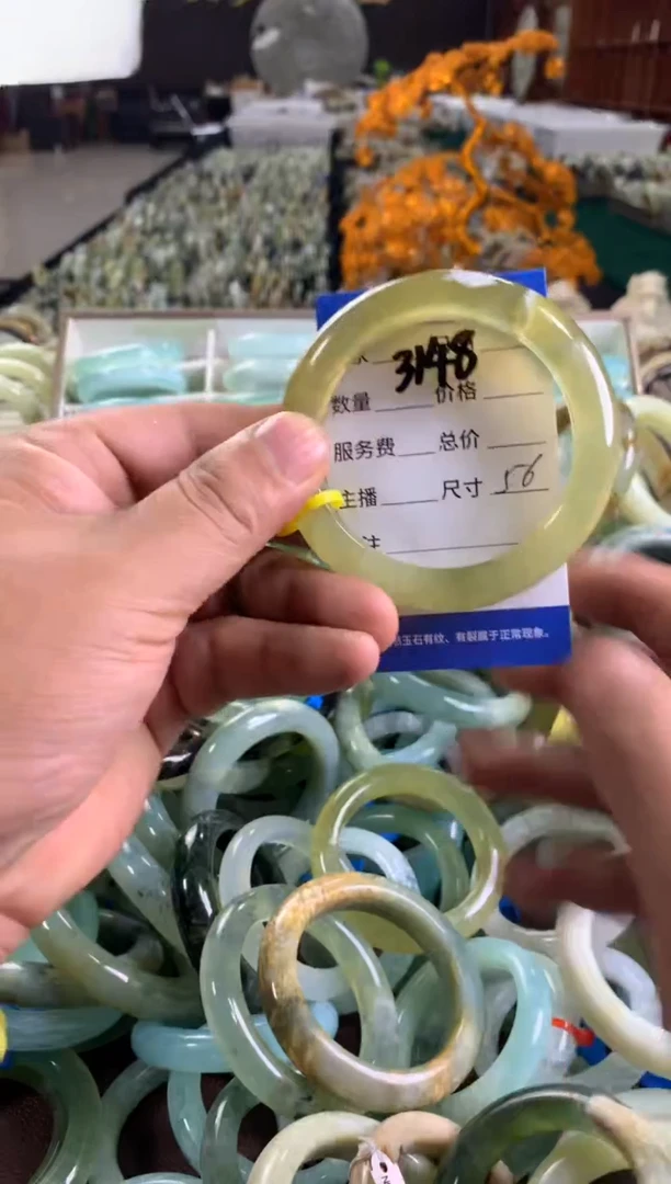 未镶嵌蛇纹石玉手镯3148