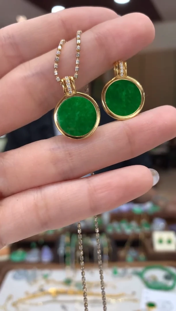 翡翠未镶嵌吊坠(不含链)圆牌 多样性发货1件