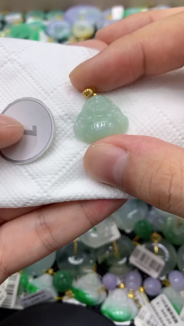 颈饰未镶嵌翡翠天然缅甸翡翠A货