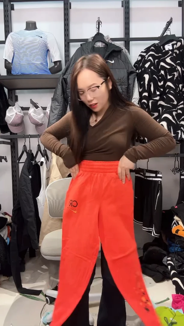 2402编码  瑕疵直播间过款为准 尺码