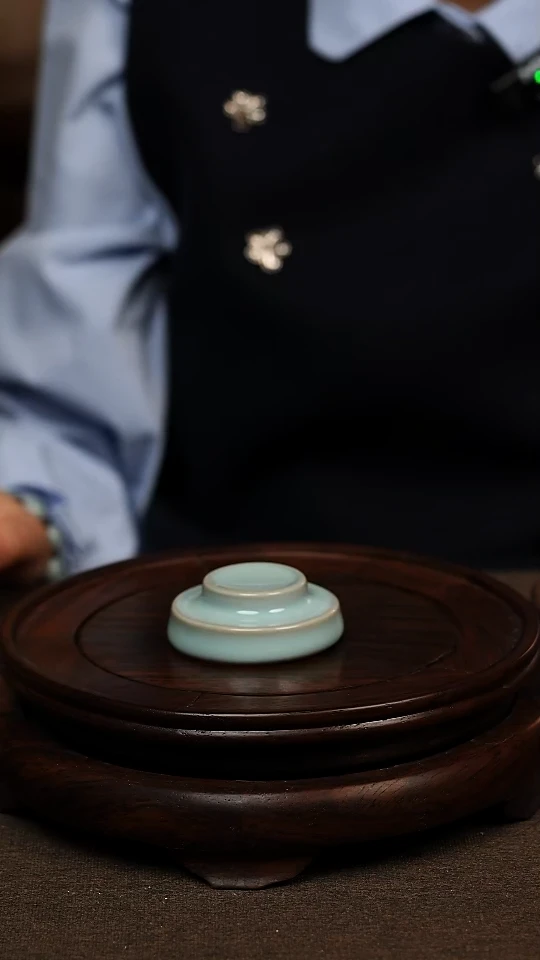 瓷片天青色茶壶盖置微瑕不带礼盒