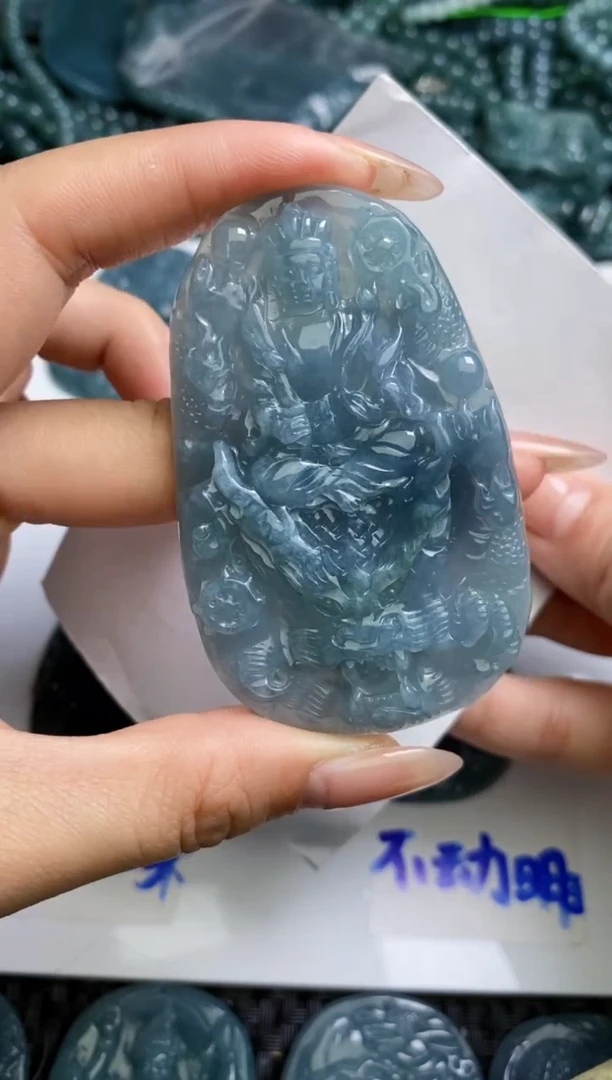 【闪购商品】翡翠颈饰未镶嵌