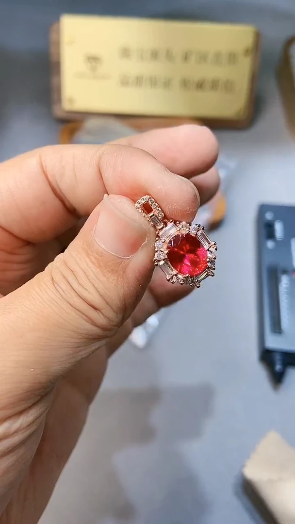 【闪购商品】红宝石颈饰银S925镶嵌35