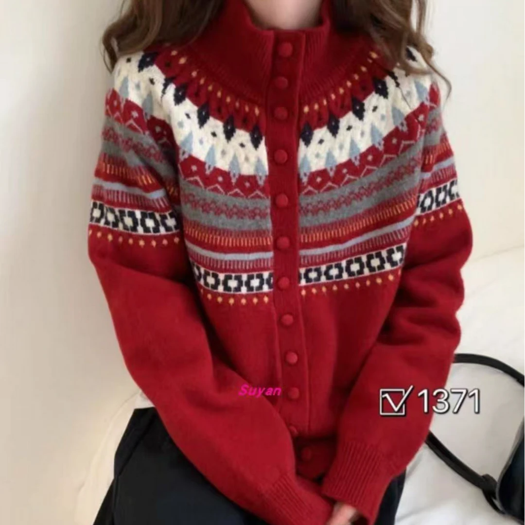 时尚复古民族风提花立领针织开衫早春新款韩系百搭通勤厚实毛衣女