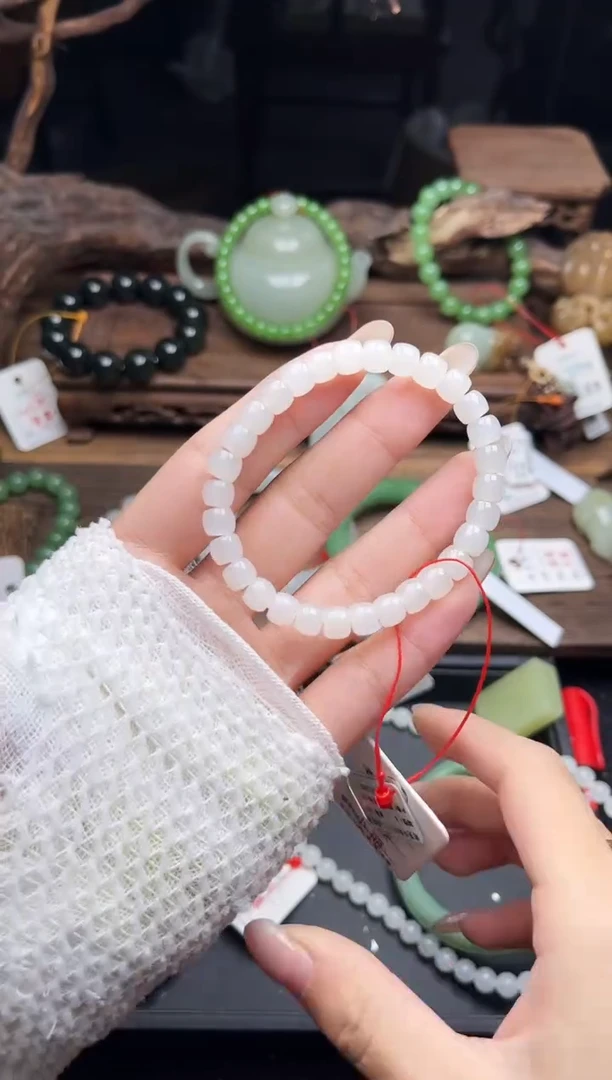 未镶嵌手串和田玉卡7若羌白 极限弧 9012842