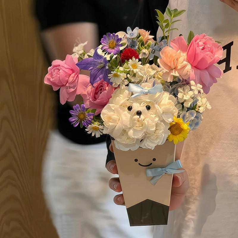 可爱卡通小狗多巴胺花束成品皂花甜筒手捧花生日礼物送女朋友闺蜜