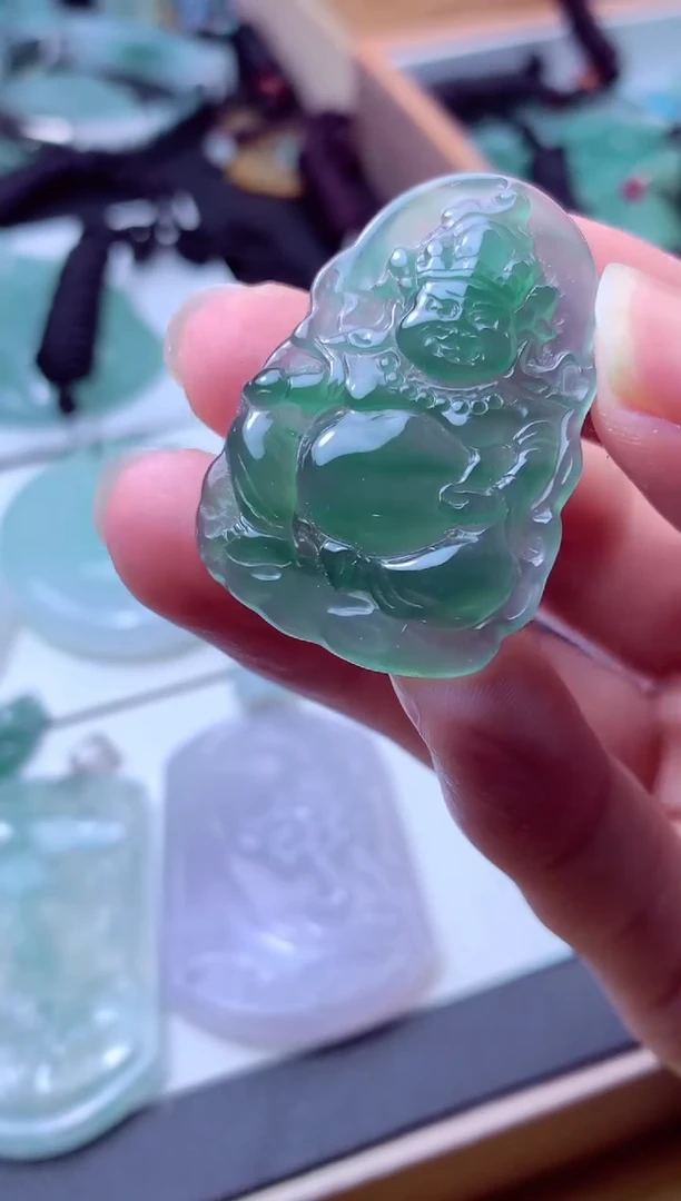 颈饰未镶嵌翡翠天然A货翡翠