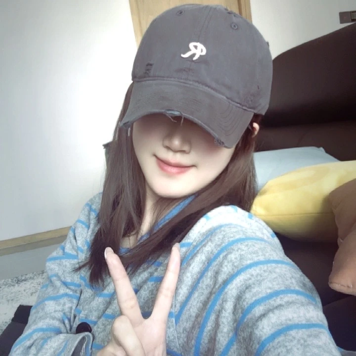 水洗棉小R字破洞棒球帽(52-62头维）