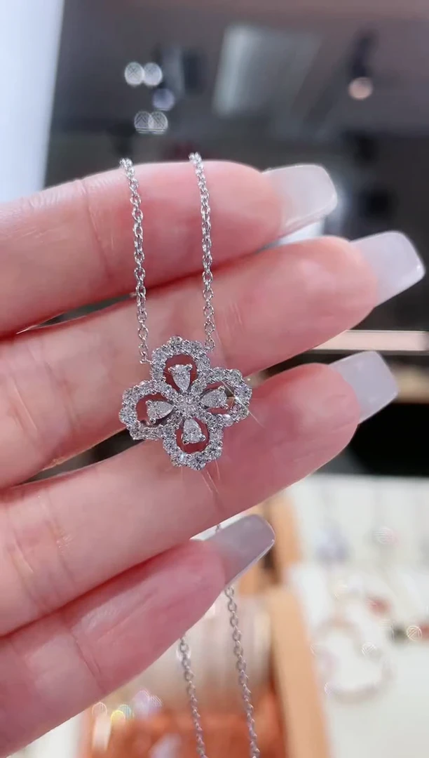 【闪购商品】钻石颈饰18K金镶嵌项链