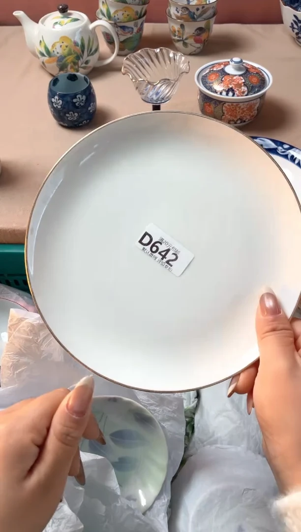 瓷片P****e瓷器瓷器D642