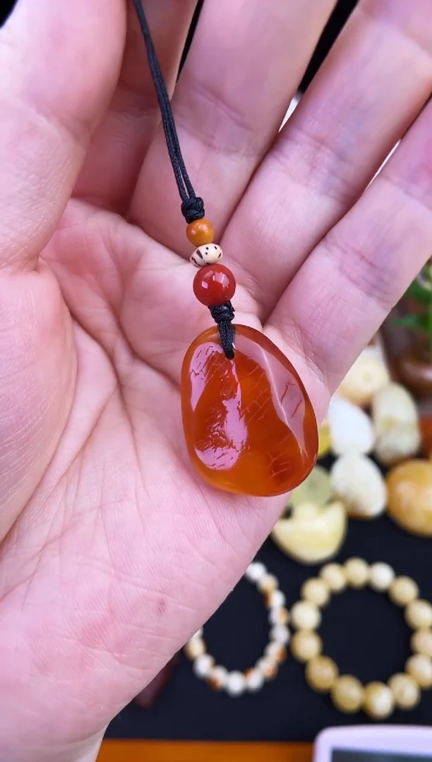 琥珀未镶嵌珠宝奇石柒月