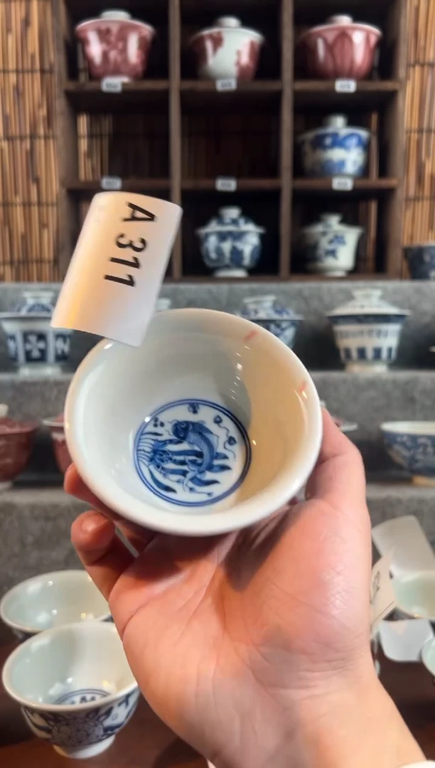 【闪购商品】a311天禄言瓷鱼藻压手