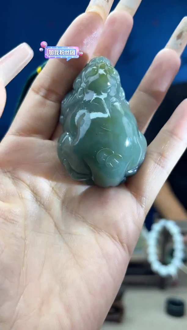 和田玉未镶嵌颈饰1