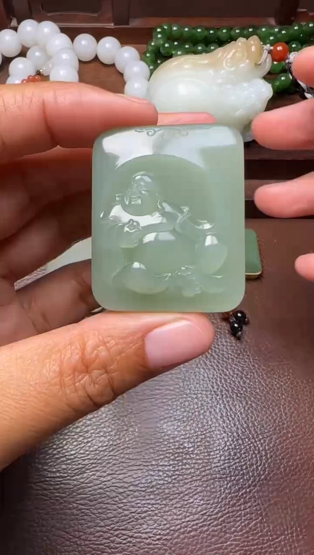 未镶嵌和田玉挂件和田玉挂件