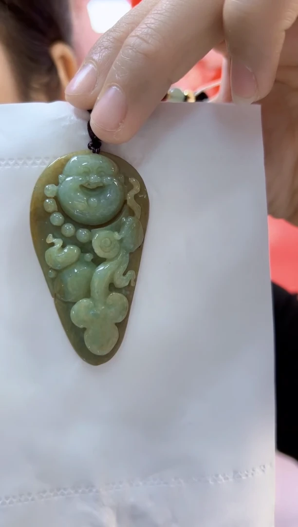 【闪购商品】翡翠颈饰未镶嵌孤品佛公宽32高60厚9