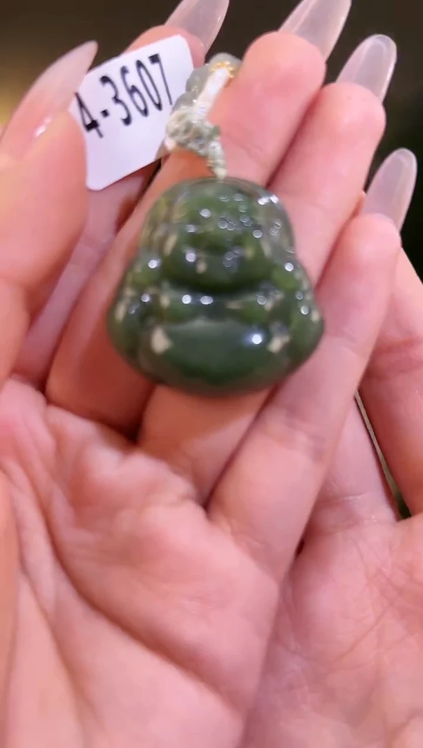 【闪购商品】和田玉颈饰未镶嵌佛公3607