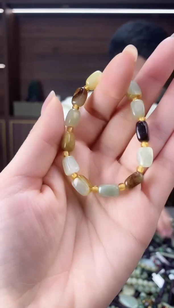 【闪购商品】和田玉颈饰未镶嵌多样性发货，拍一发一