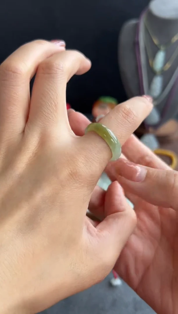 翡翠未镶嵌吊坠(不含链)519买断20