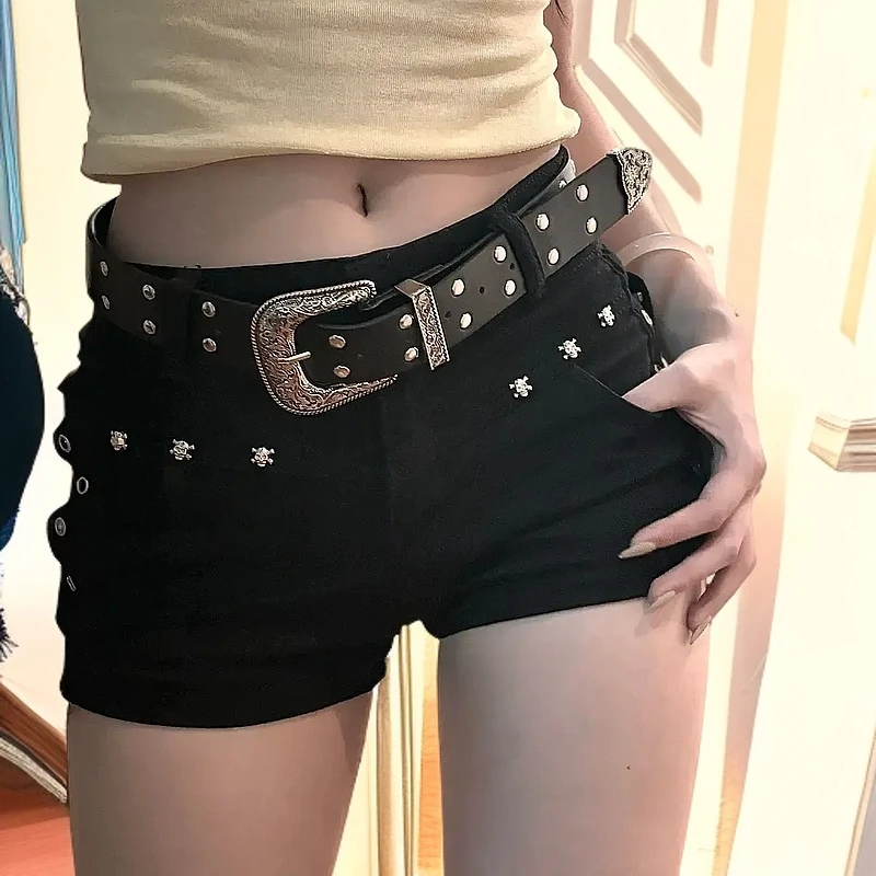 美式辣妹性感黑色包臀热辣裤百搭显瘦弹力a字铆钉牛仔短裤夏款