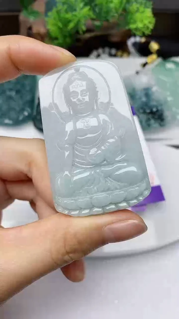 【闪购商品】翡翠颈饰未镶嵌