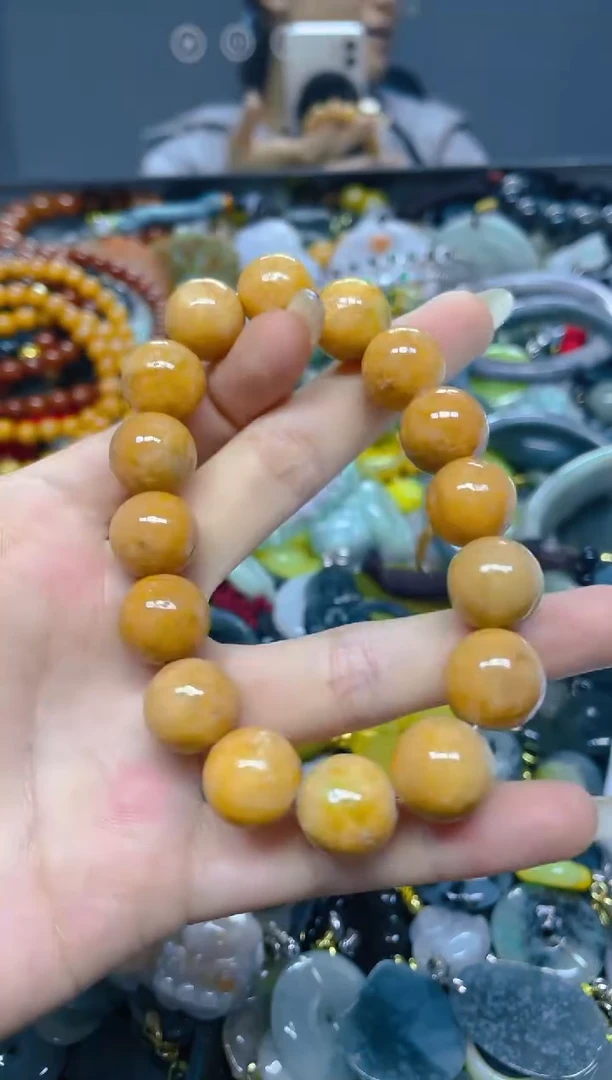 颈饰未镶嵌翡翠13MM/ Q /翡翠A货，一件也是批发价