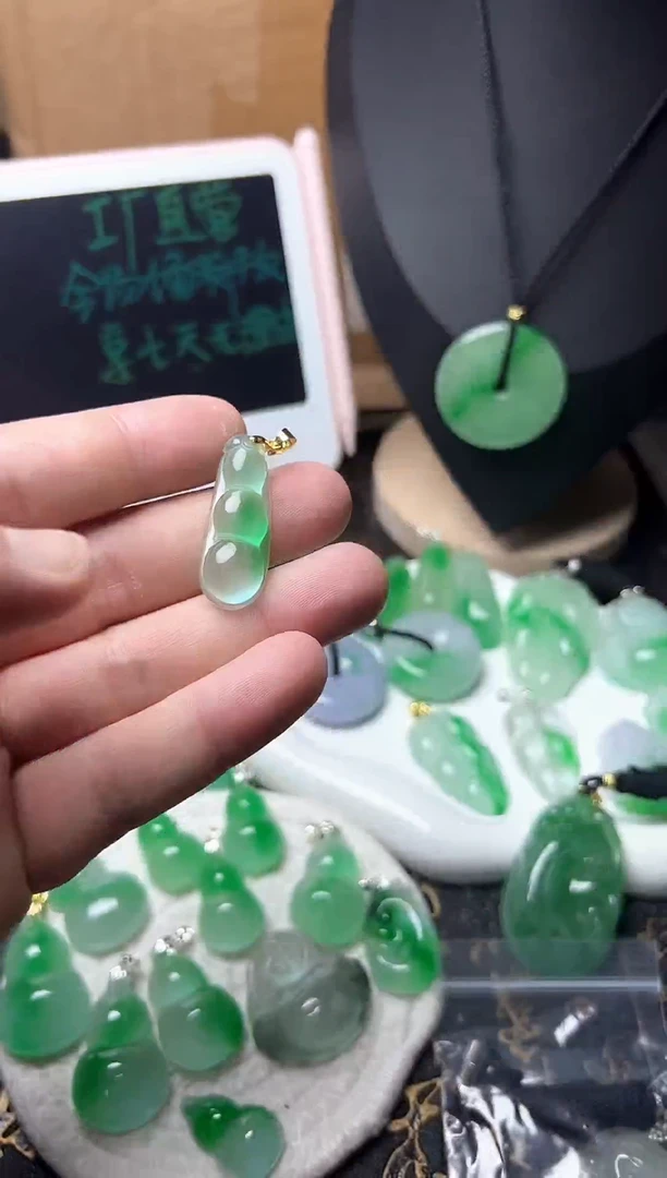 颈饰未镶嵌翡翠所见即所得，一图一物