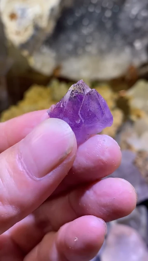 未镶嵌珠宝半成品水晶75号四川美姑超七花园水晶