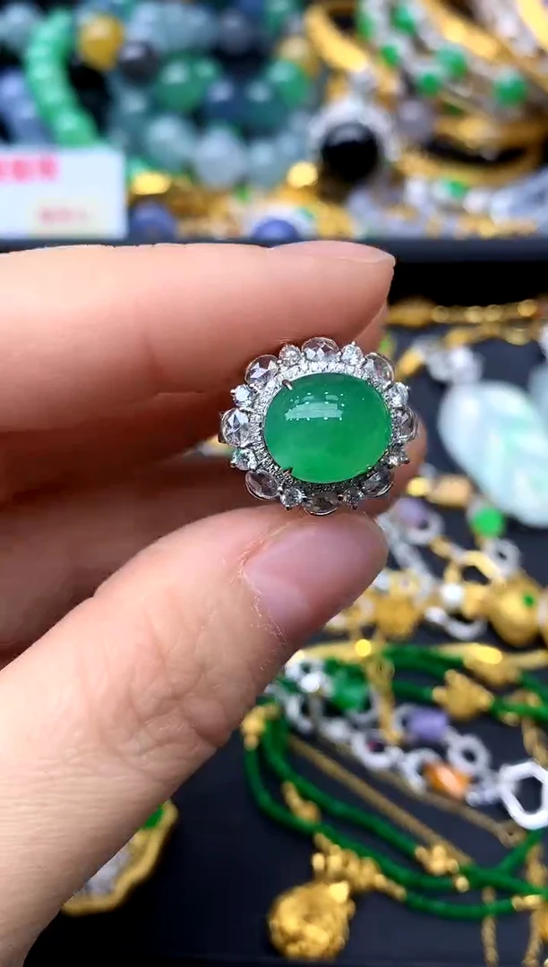 18K金镶嵌戒指翡翠583-中国好珍宝