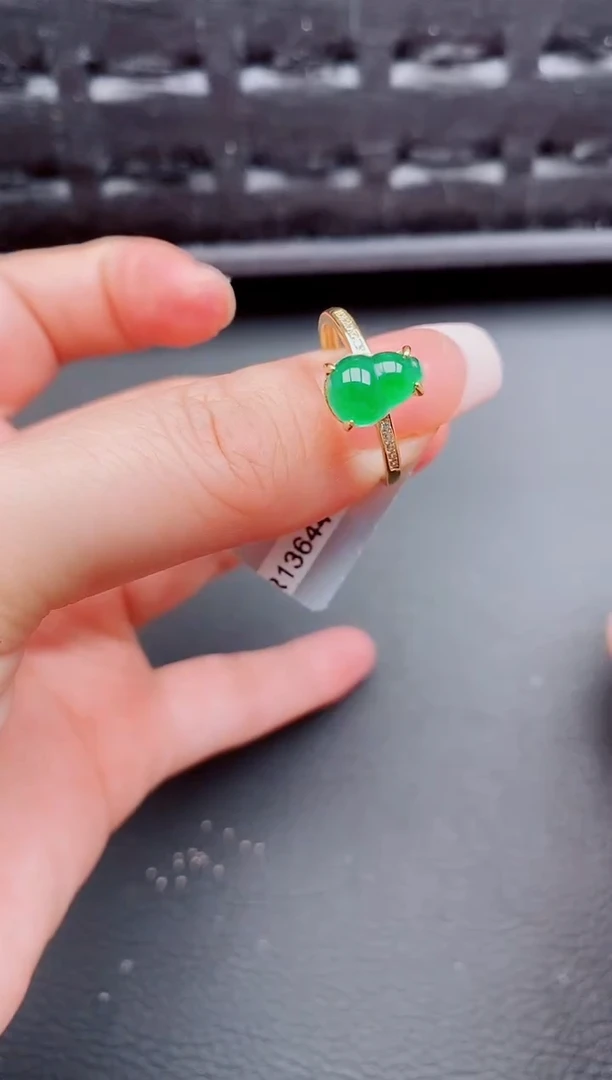 翡翠戒指银S925镶嵌天然a货翡翠229