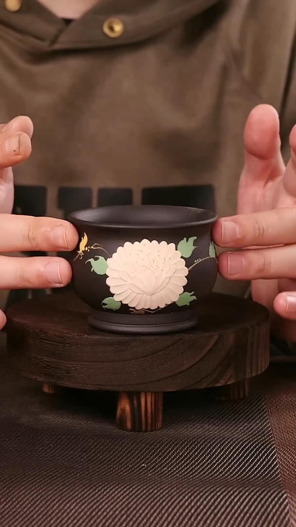 茶杯紫砂黑泥牡丹紫砂手工刻绘主人杯150CC