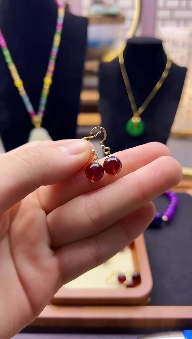 【闪购商品】血珀耳饰14K金镶嵌E29