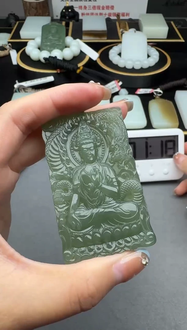 颈饰未镶嵌和田玉3