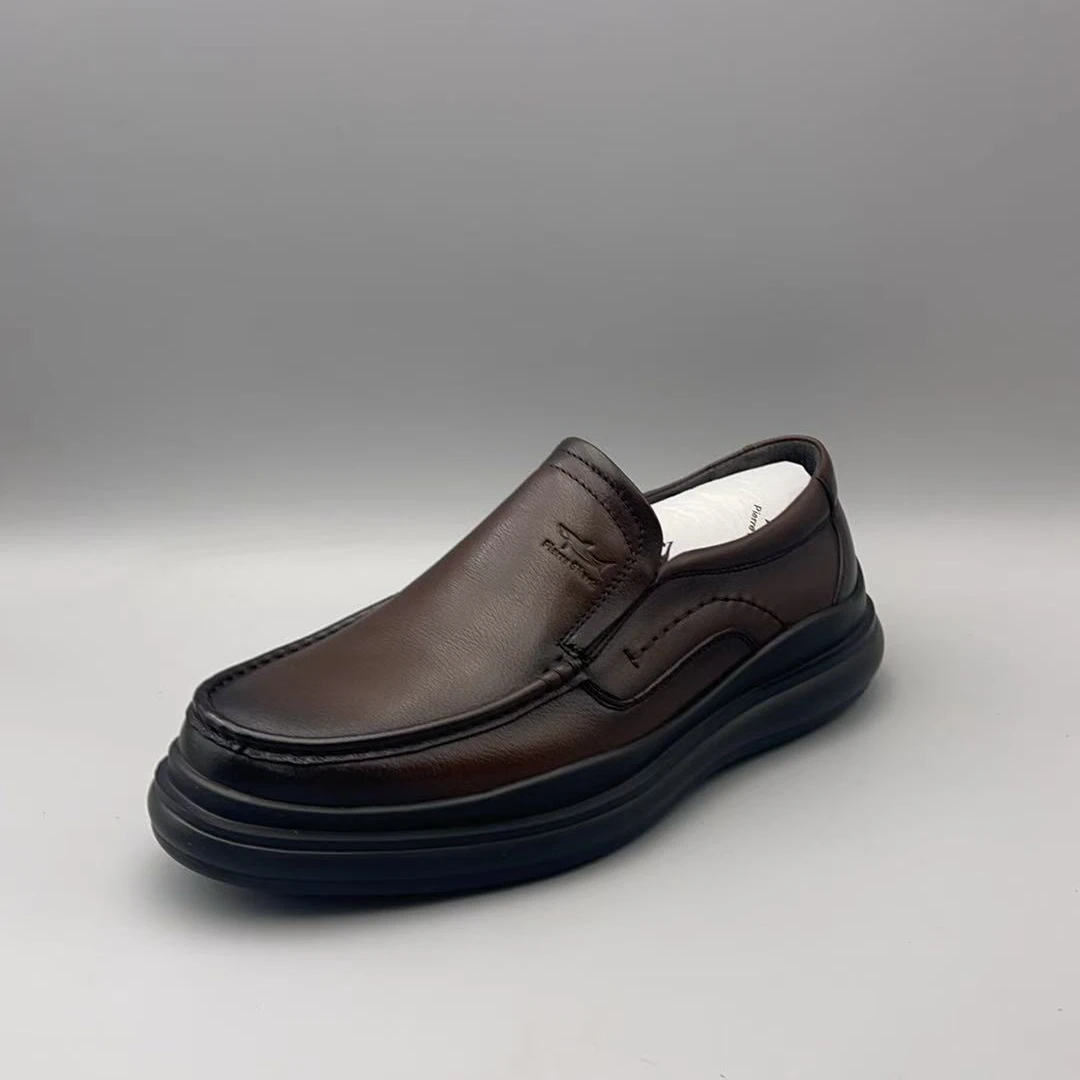 （孤品微瑕介意勿拍）新款轻质厚底系带男士皮鞋休闲鞋 782