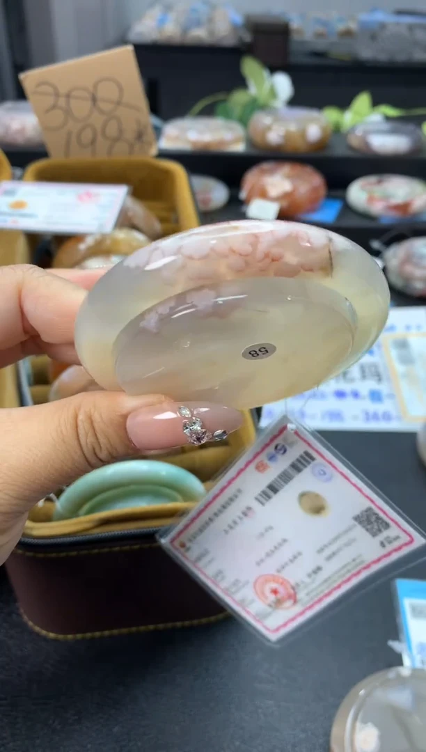 未镶嵌手镯石英质玉（57-58圈口）赠送镯心