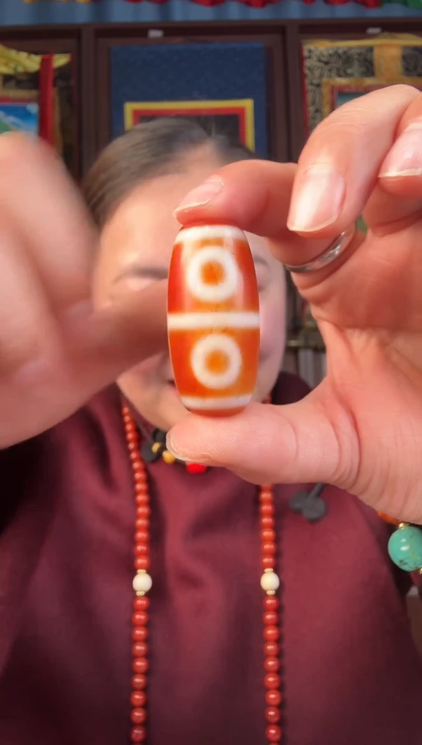 无非金属藏地红肉4眼古珠