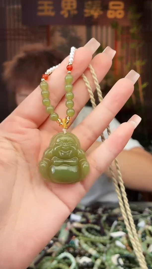 和田玉未镶嵌颈饰拍一发一