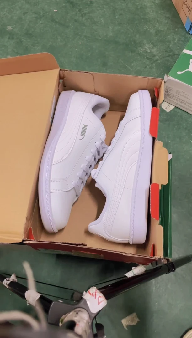 彪马时尚休闲运动鞋43M  VV49