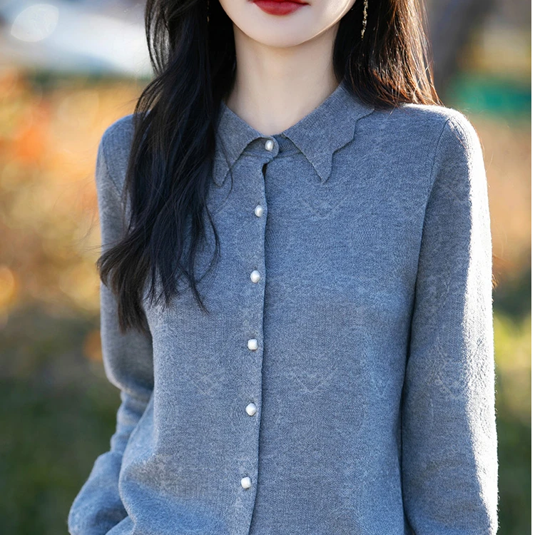 精细POLO领镂空提花长袖开衫女春秋气质百搭时尚外搭毛衣