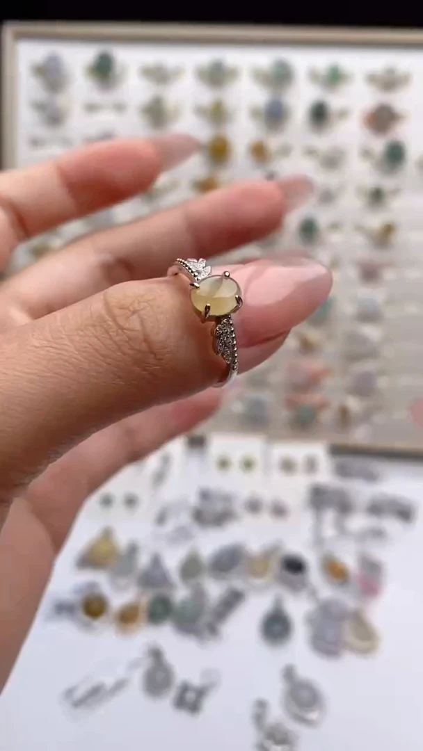 翡翠戒指银S925镶嵌天然A货翡翠