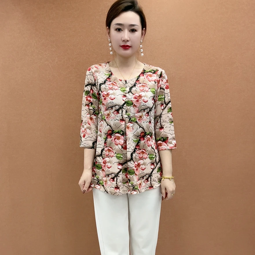 8942春夏季女士中袖T恤打底衫碎花弹力宽松大码中年上衣