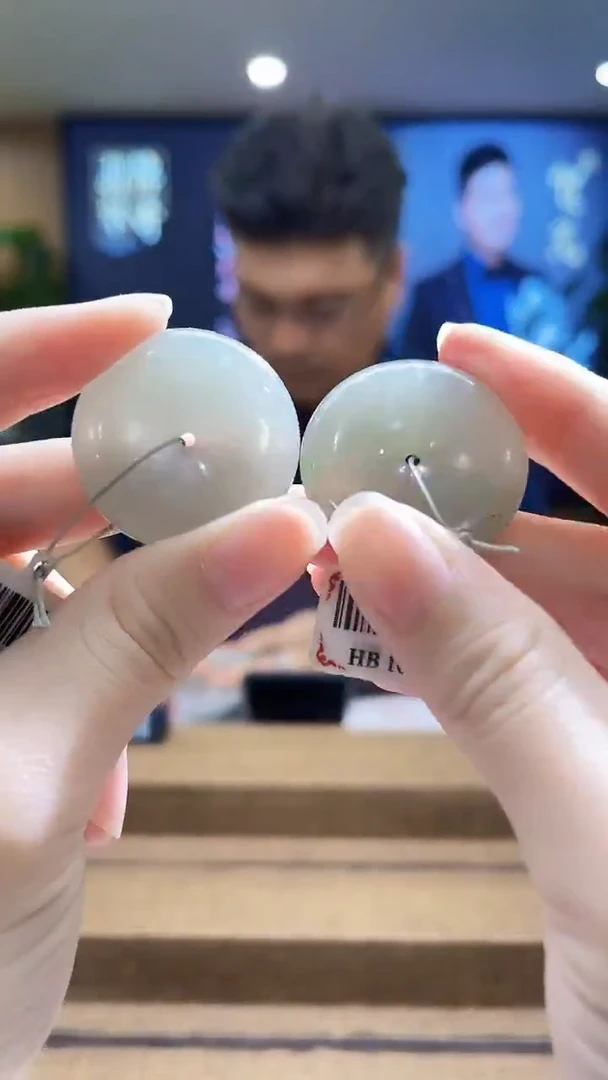 颈饰未镶嵌翡翠MFC092563多样性发其一