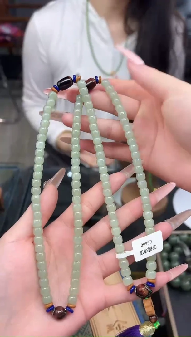 未镶嵌手串和田玉董小姐推荐 多样性发货 拍一发一qhc