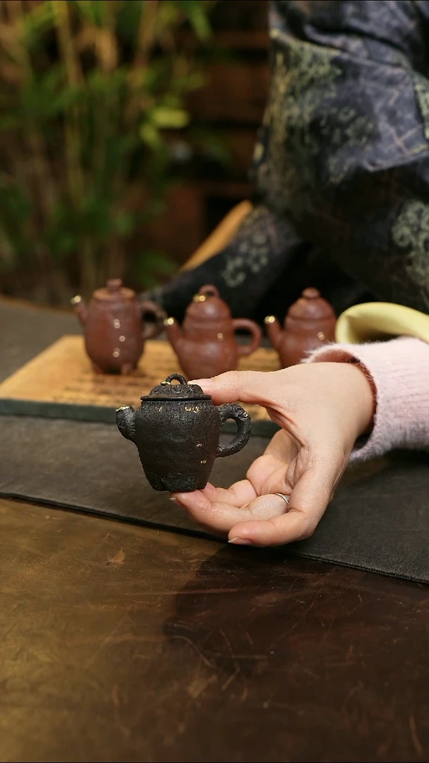 王顺旺老师手捏壶洒金系列