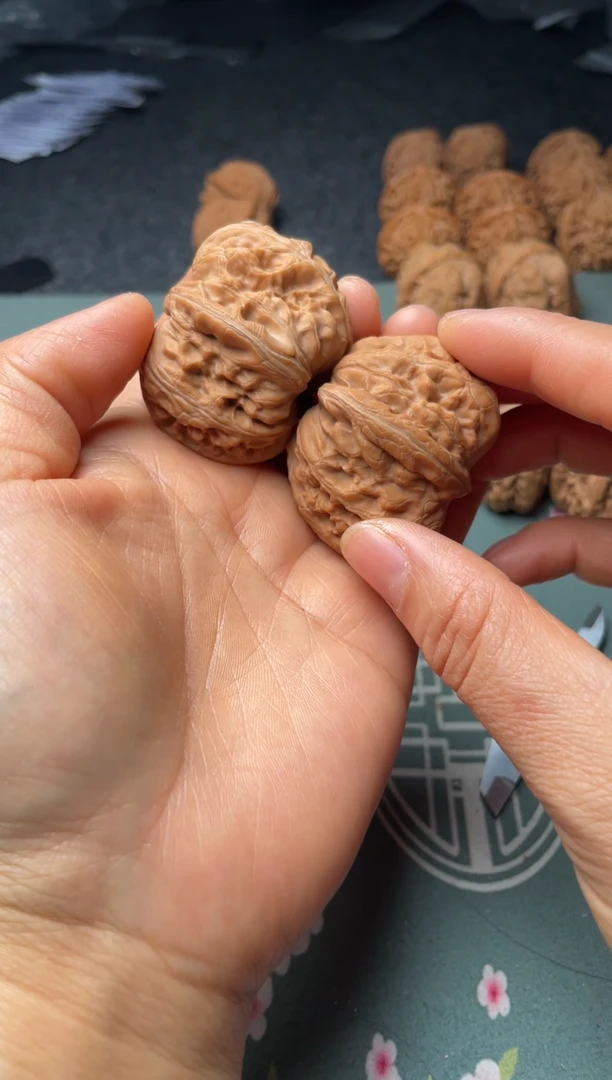 把件文玩核桃w123  元宝43尺